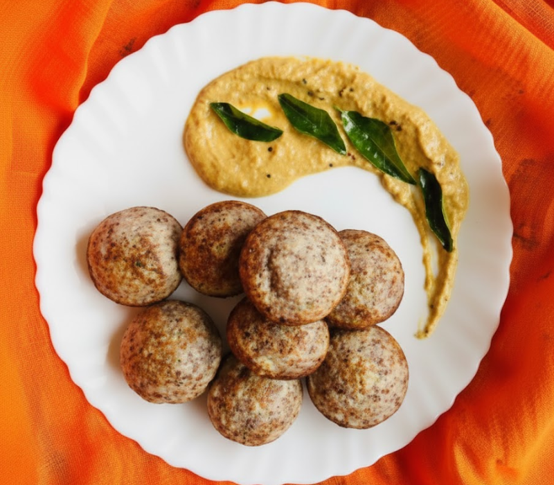 Garlic Idli with Pepper-Cumin Oil Drizzle (Millet-based)