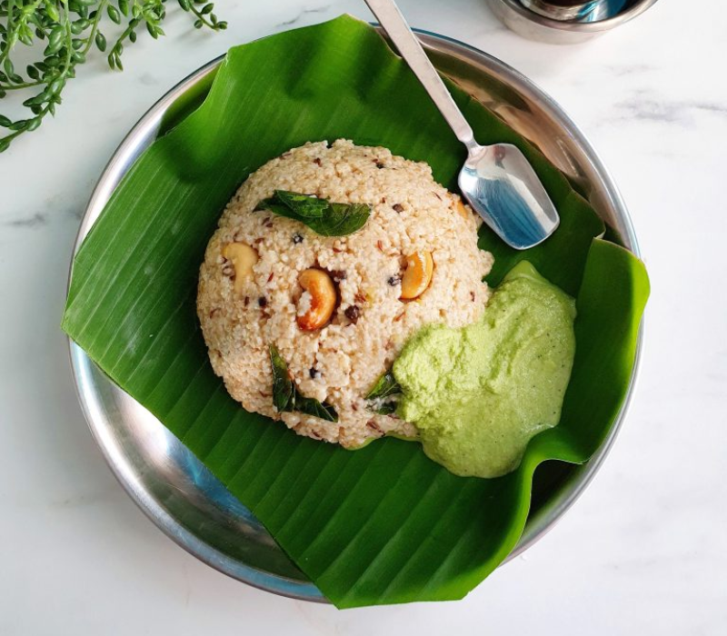 Murungai Keerai Pongal with Cashew